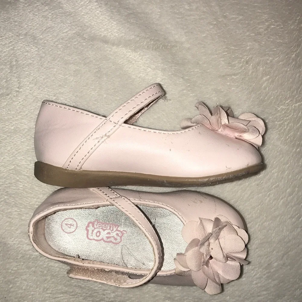 tenny toes teeny toes